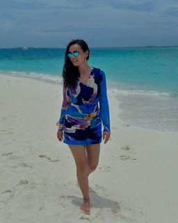 Sanaya Irani feet photo thumbnail