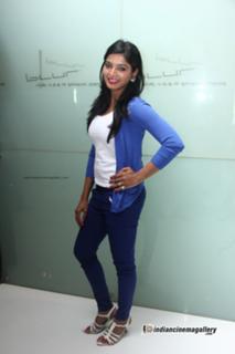 Sanchita Shetty feet photo 19