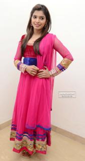 Sanchita Shetty feet photo 5