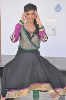 Sanchita Shetty feet photo 12