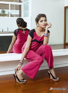 Sanchita Shetty feet photo 11