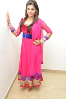 Sanchita Shetty feet photo 14