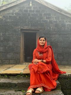 Sanchita Shetty feet photo 5