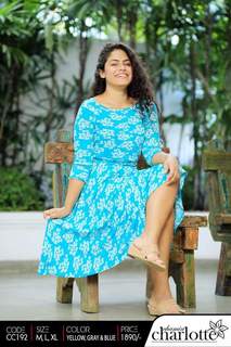 Sandani Fernando feet photo 1
