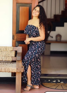 Sandani Fernando feet photo 10