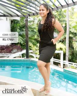 Sandani Fernando feet photo 3