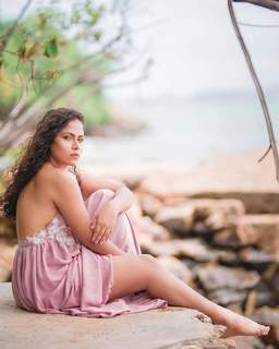 Sandani Fernando feet photo 10