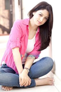 Sandeepa Dhar feet photo thumbnail
