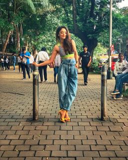 Sandeepa Dhar feet photo thumbnail