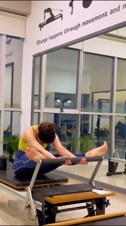 Sandeepa Dhar feet photo thumbnail