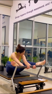 Sandeepa Dhar feet photo thumbnail