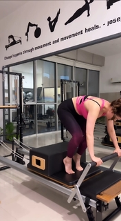 Sandeepa Dhar feet photo thumbnail