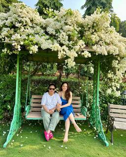 Sandeepa Dhar feet photo thumbnail