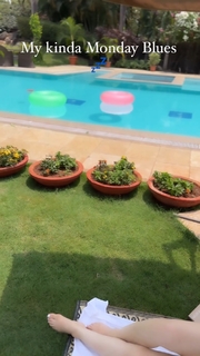 Sandeepa Dhar feet photo thumbnail