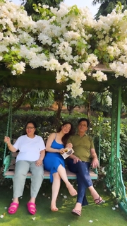 Sandeepa Dhar feet photo thumbnail