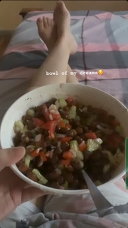 Sandeepa Dhar feet photo thumbnail