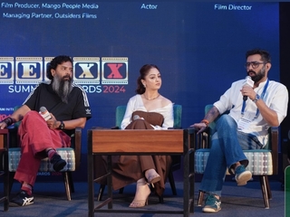 Sandeepa Dhar feet photo thumbnail