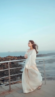 Sandeepa Dhar feet photo thumbnail