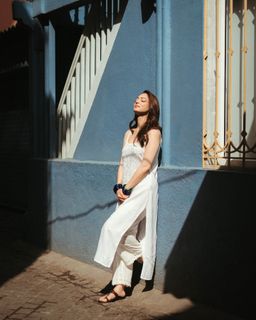 Sandeepa Dhar feet photo thumbnail