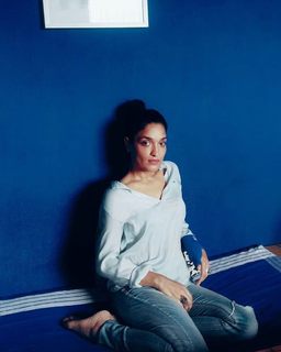 Sandhya Mridul feet photo 8