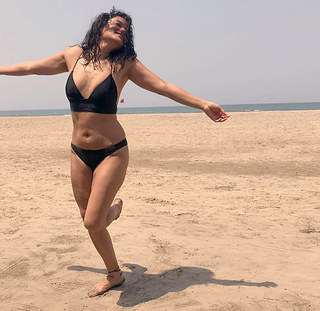 Sandhya Mridul feet photo 16