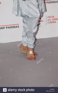 Sandhya Mridul feet photo 12