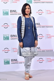 Sandhya Mridul feet photo 18