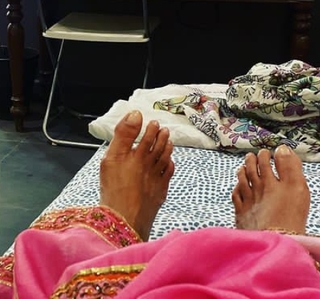 Sandhya Mridul feet photo 19