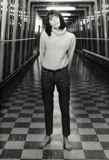Sandie Shaw feet photo 7