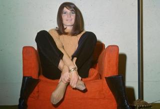 Sandie Shaw feet photo 6