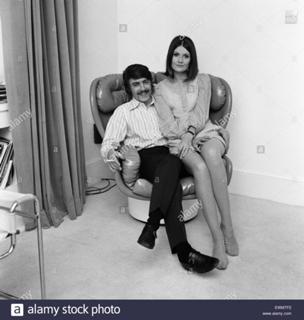 Sandie Shaw feet photo 10
