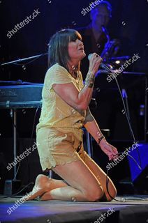 Sandie Shaw feet photo 12