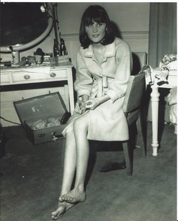 Sandie Shaw feet photo 9