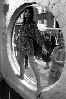 Sandie Shaw feet photo 20