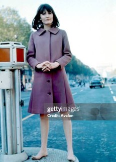 Sandie Shaw feet photo 1