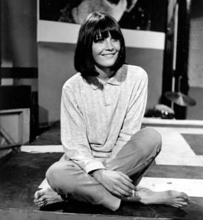 Sandie Shaw feet photo 10