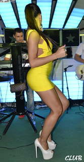 Sandra Afrika feet photo thumbnail