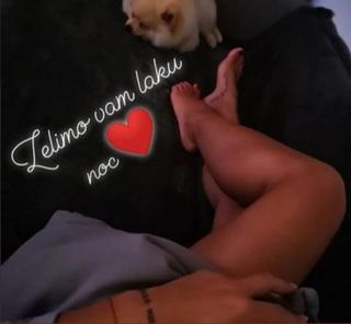 Sandra Afrika feet photo thumbnail