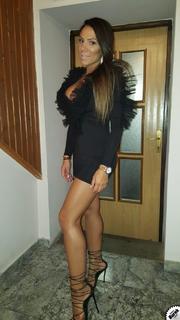 Sandra Afrika feet photo thumbnail