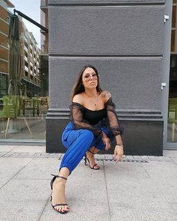 Sandra Afrika feet photo thumbnail