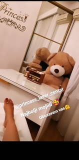 Sandra Afrika feet photo thumbnail