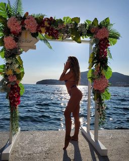 Sandra Afrika feet photo thumbnail