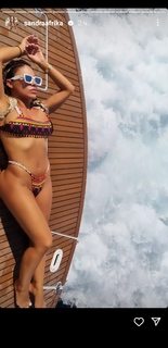 Sandra Afrika feet photo thumbnail