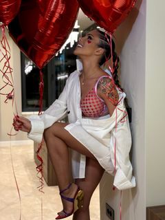 Sandra Afrika feet photo 16