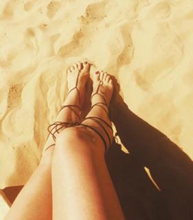 Sandra Ahrabian feet photo 1