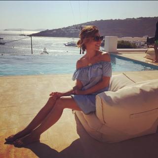 Sandra Ahrabian feet photo 1