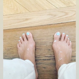 Sandra Ahrabian feet photo 10