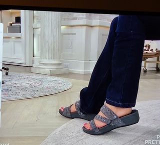 Sandra Bennett feet photo 20