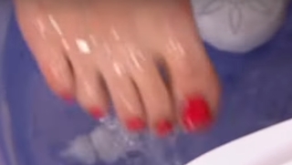 Sandra Bennett feet photo 14
