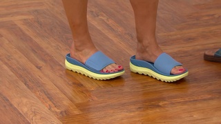 Sandra Bennett feet photo 10